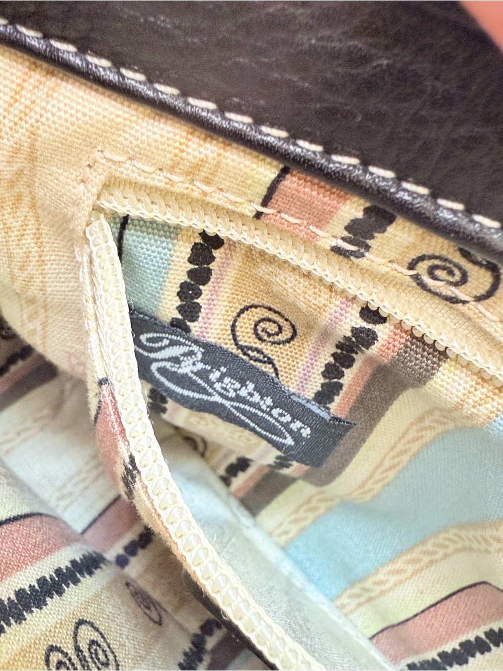 Brighton Black Leather Shoulder Bag Croc Trim with Heart Charms EUC - Picture 11 of 14